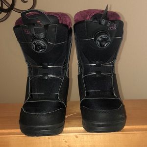 Pearl boa snowboarding boots